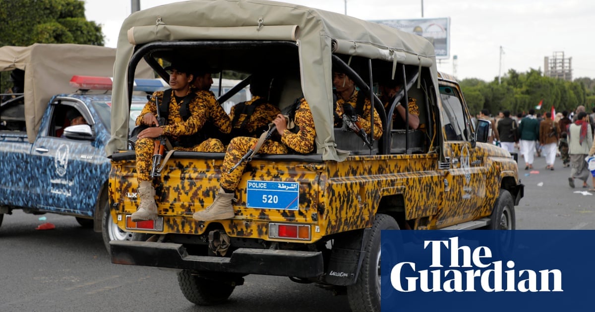 Featured image for "US Destroyer Intercepts Houthi Missiles Targeting Container Ship in Red Sea"