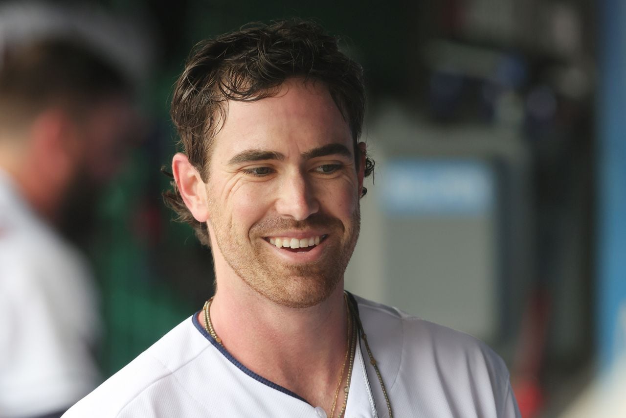 Shane Bieber shines in Guardians' victory over Astros amidst trade rumors.