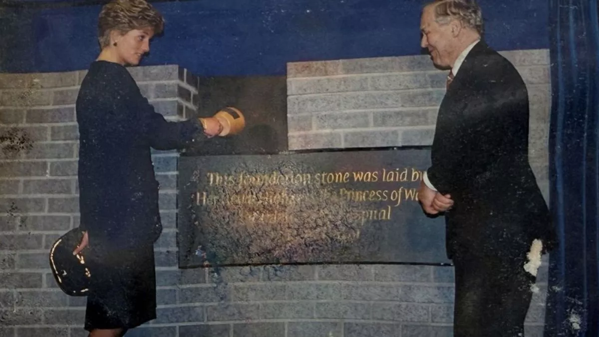 Featured image for Princess Diana's 1990s Time Capsule Revealed After 34 Years in London