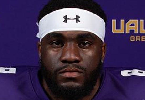 Featured image for "Tragic Loss: NFL Draft Prospect AJ Simon Dies at 25"