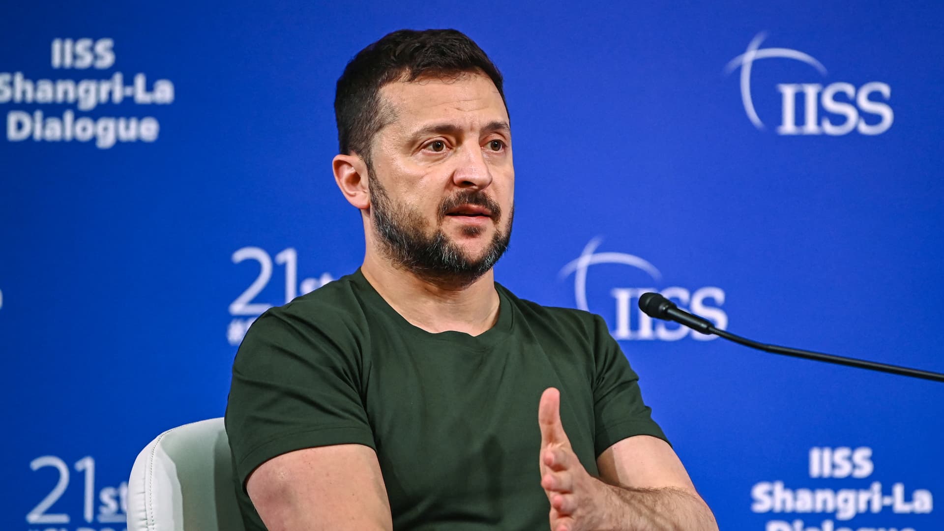 Zelenskyy Accuses China of Undermining Peace Summit Amid Russian Conflict