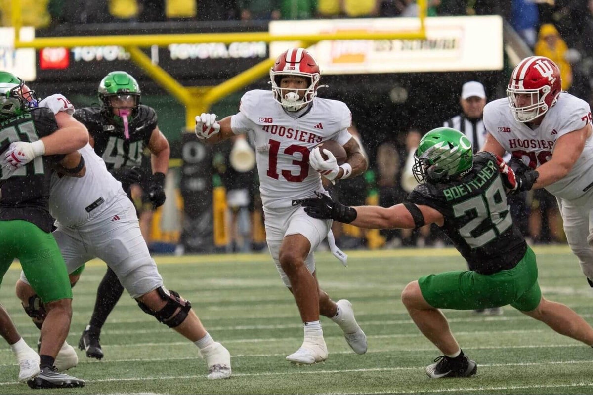 Featured image for Indiana and Oregon Prepare for Key Peach Bowl Showdown