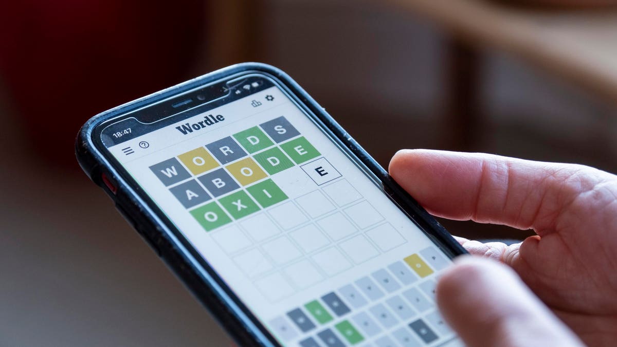 Featured image for "Wordle Hints and Answers: September 23-24"