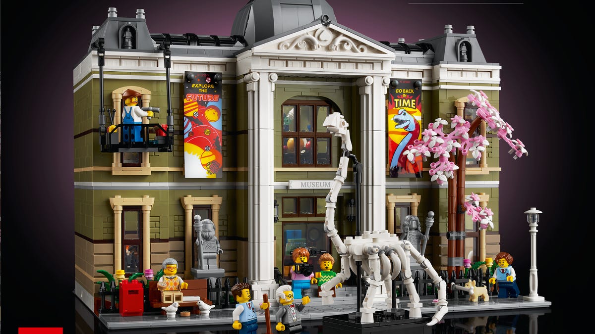 Featured image for Lego's Massive Natural History Museum Set: A Dream Come True for Fans