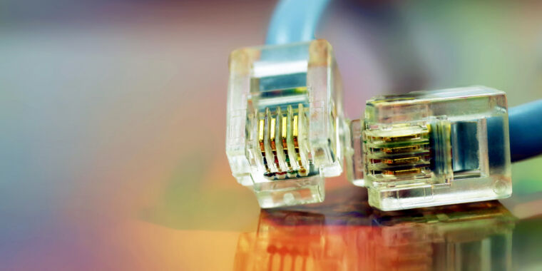 Featured image for The Evolution of Ethernet: From 3Mbps to 100Gbps and Beyond