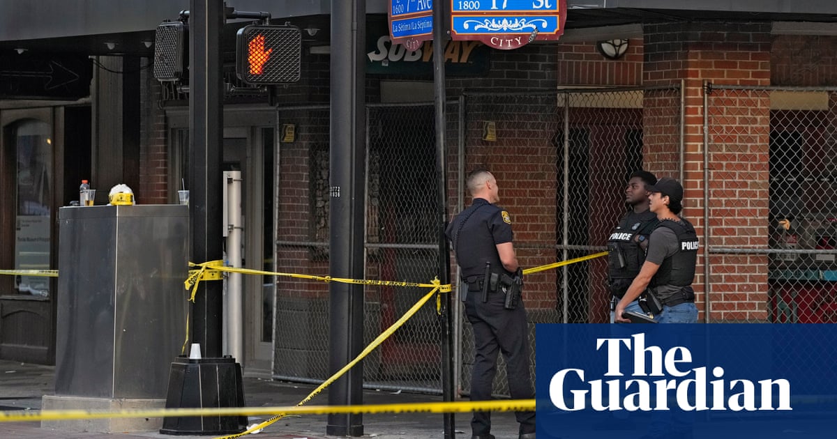 Featured image for Tragedy Strikes Florida Halloween Celebrations: 2 Dead, 18 Injured in Shooting