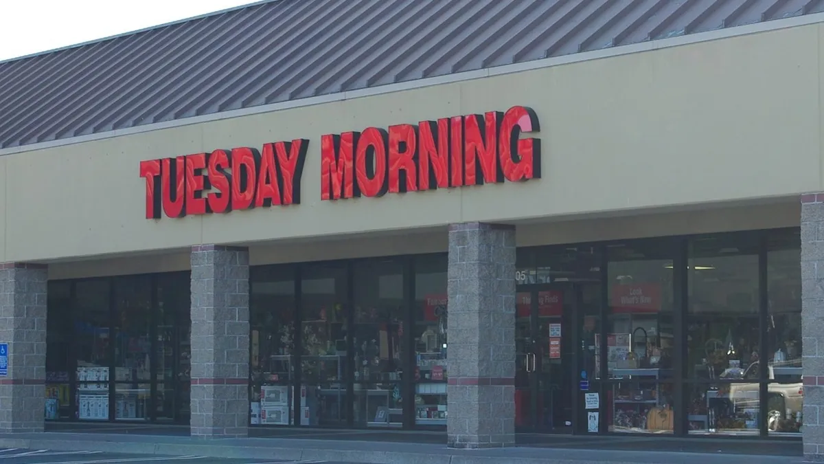 Tuesday Morning chain announces closure and major sale.