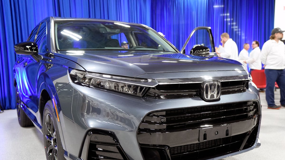 Featured image for Honda Launches Production of First Hydrogen-Electric CR-V in Ohio