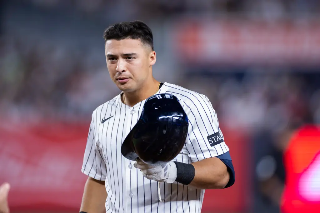 Featured image for Yankees' Anthony Volpe continues to play through shoulder injury despite labrum tear