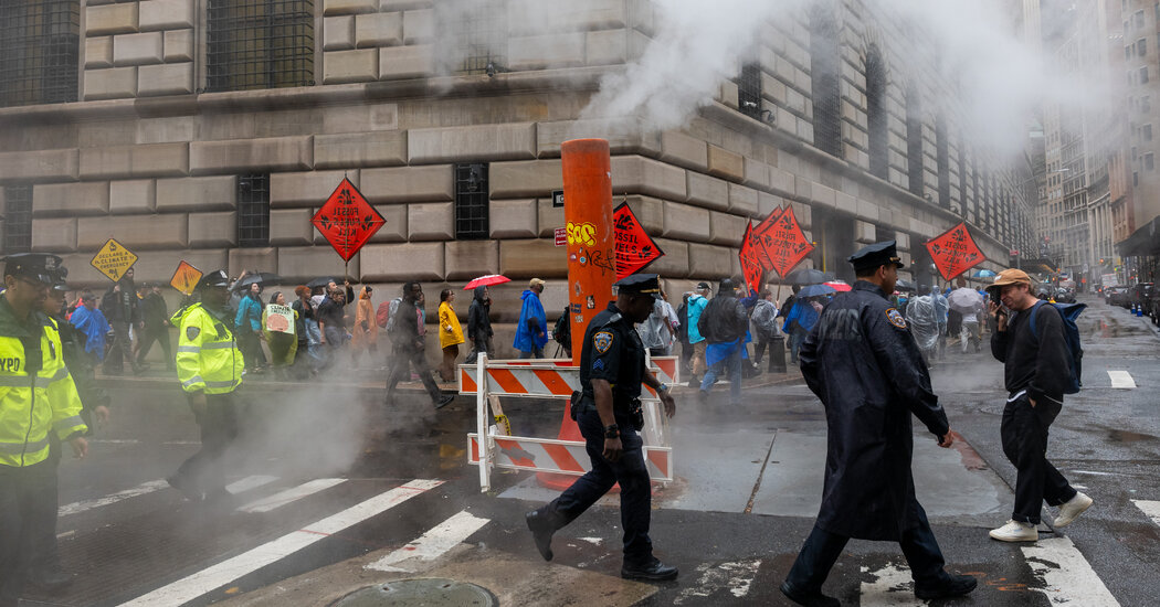 Featured image for "Major Wall Street Firms Withdraw from UN Climate Alliance, Impact Explained"