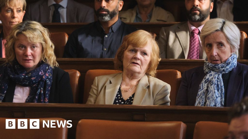 Featured image for "Rishi Sunak Reviews Legal Aid for Victims of UK Post Office Scandal"