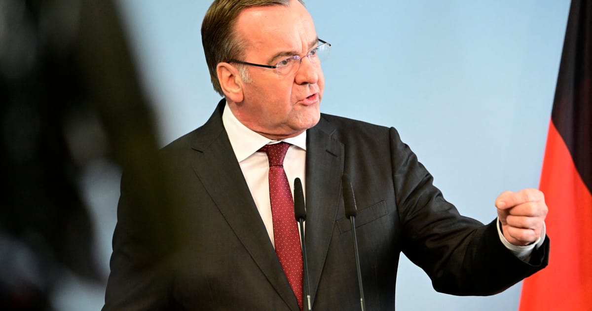 Featured image for "Security Breach: German Officer's Unsecured Line Leads to Taurus Call Leak"