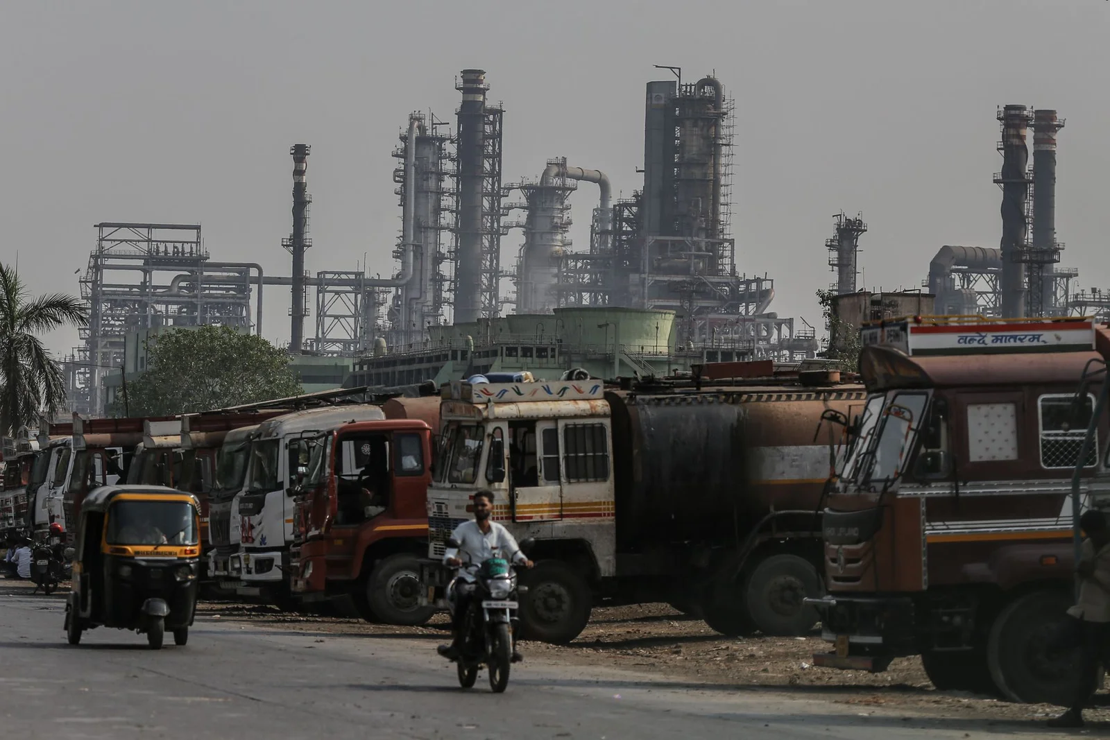 India Maintains Russian Oil Imports Despite Global and Political Pressures