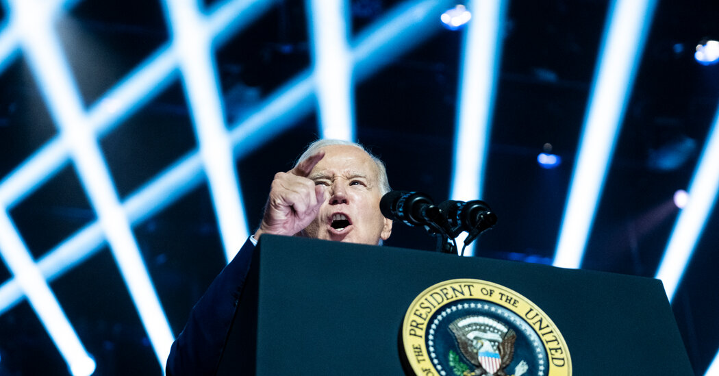 Featured image for "Biden Secures UAW Endorsement with Blue-Collar Worker Address"