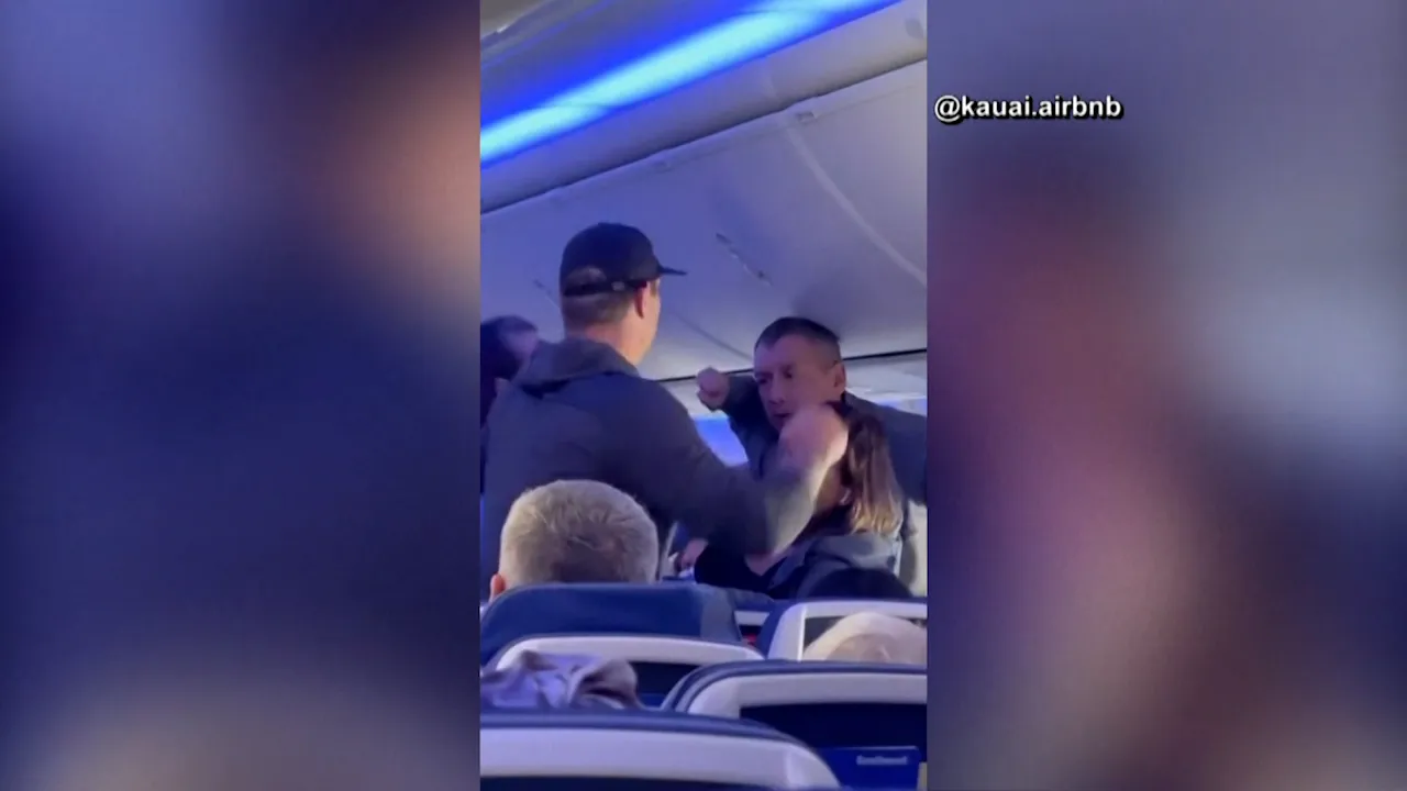 Featured image for Mid-air Fistfight: Chaos Erupts on Southwest Flight to Hawaii
