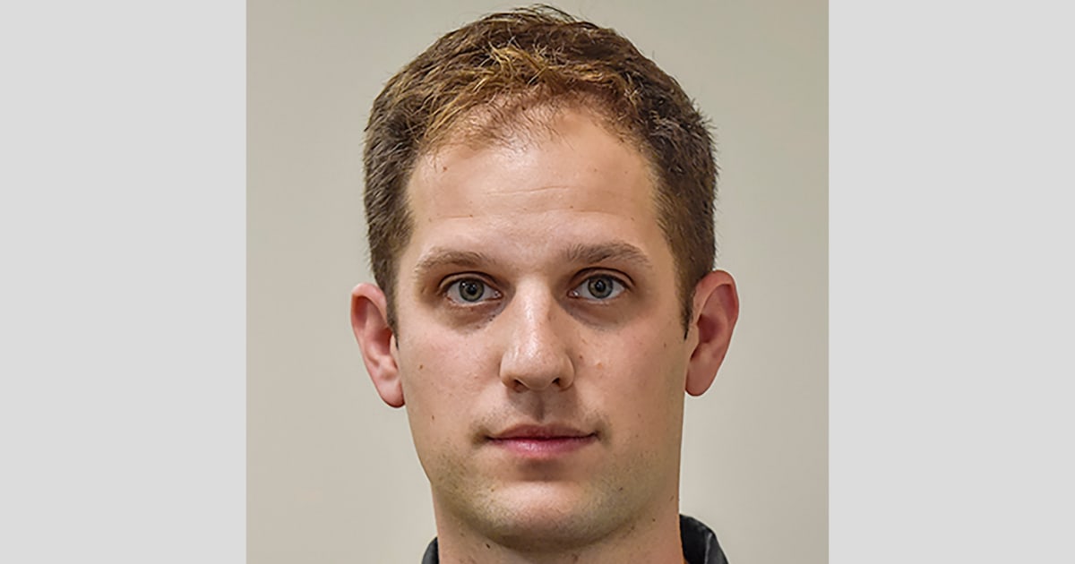Wall Street Journal Reporter Detained on Espionage Charges in Russia