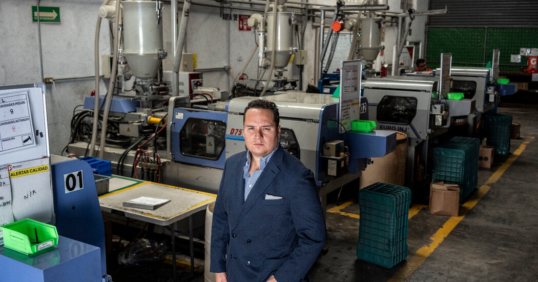 Featured image for US Tariff Delays Boost Mexico and U.S. Manufacturing