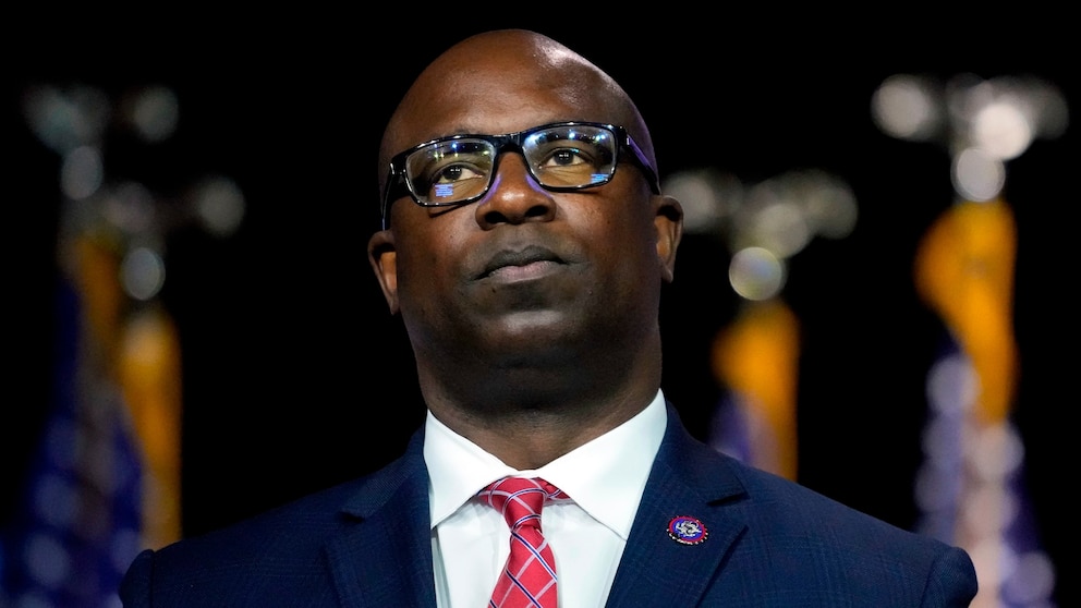 Featured image for House GOP Resolution to Censure Rep. Bowman Sparks Controversy