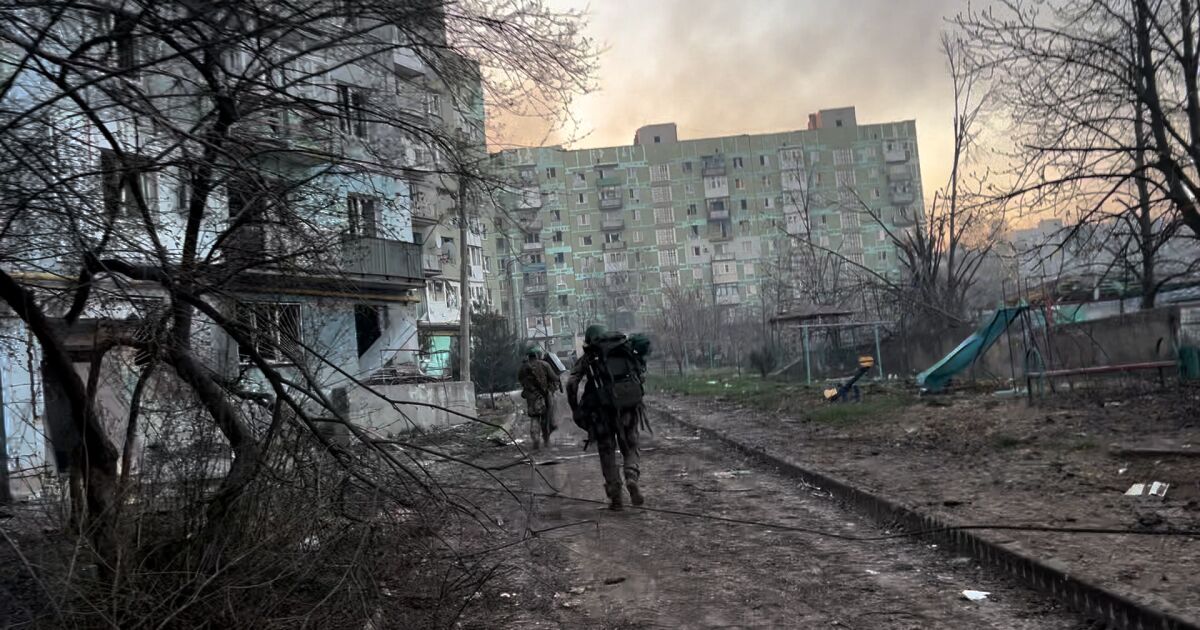 The Battle for Bakhmut: Ukraine vs Russia.