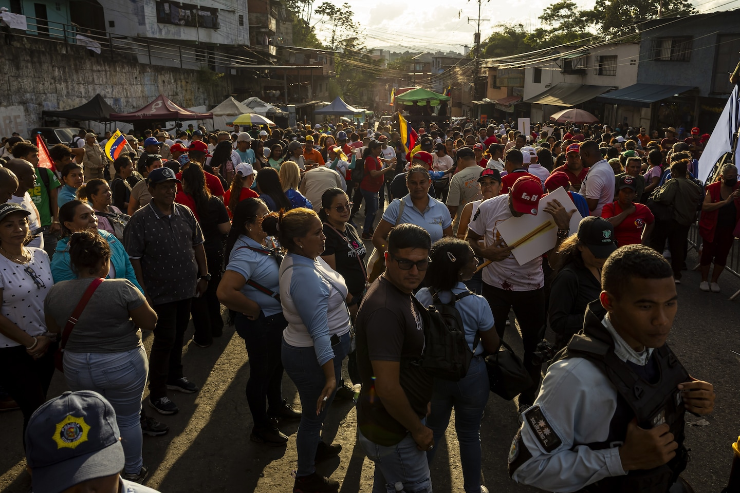 Featured image for Tensions Rise as U.S. and Venezuela Clash Over Military and Drug Issues