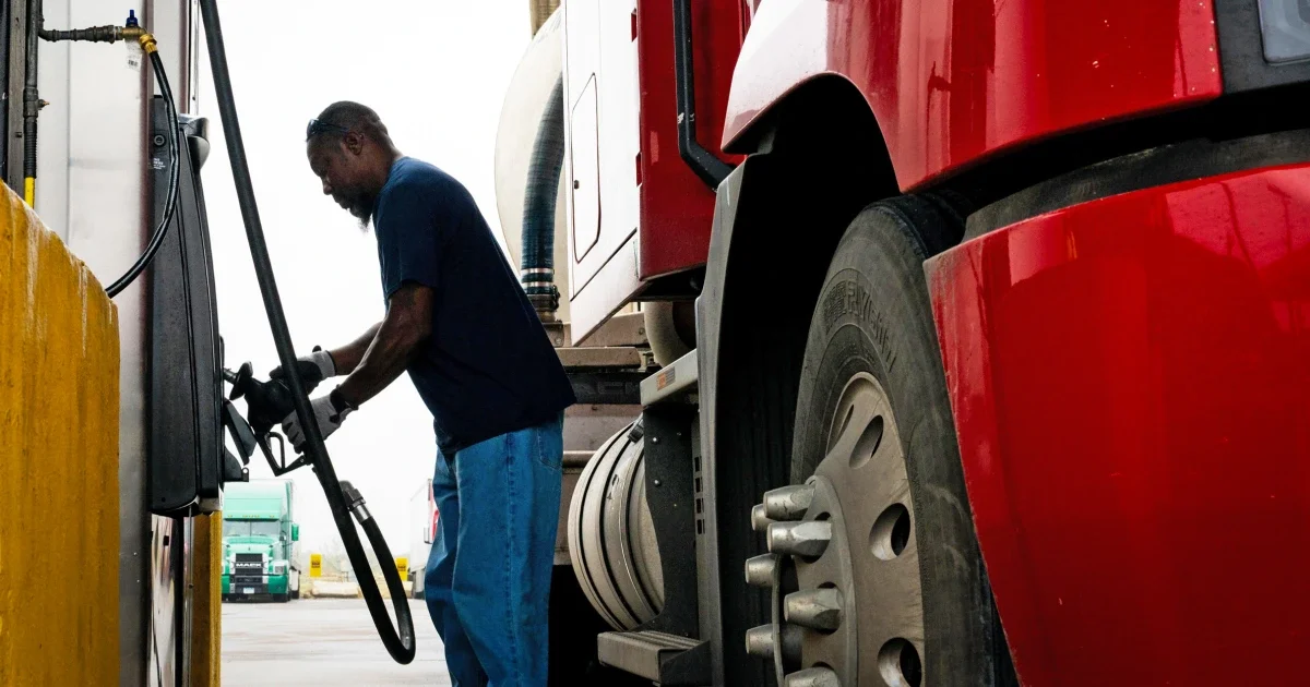 Oil Rally Wildcard: Markets React to Navy Escort Claim for Tanker