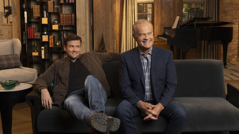 "Frasier Reboot Trailer Reveals New City, Same Beloved Frasier Crane"