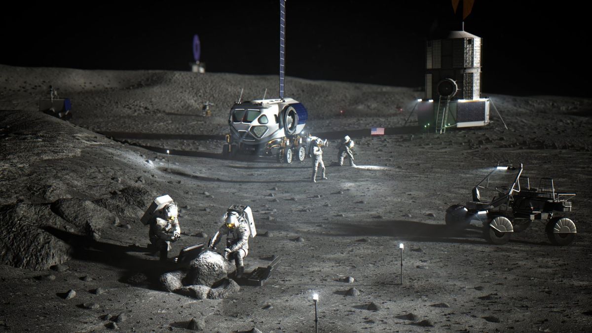 "Urgent Call for US Space Dominance in Lunar Competition"
