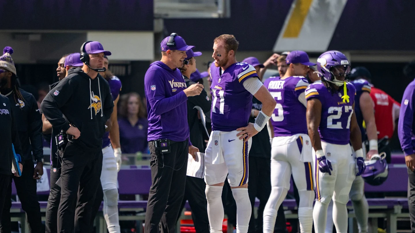 Featured image for Vikings' Carson Wentz sidelined for season with shoulder injury, J.J. McCarthy poised to start