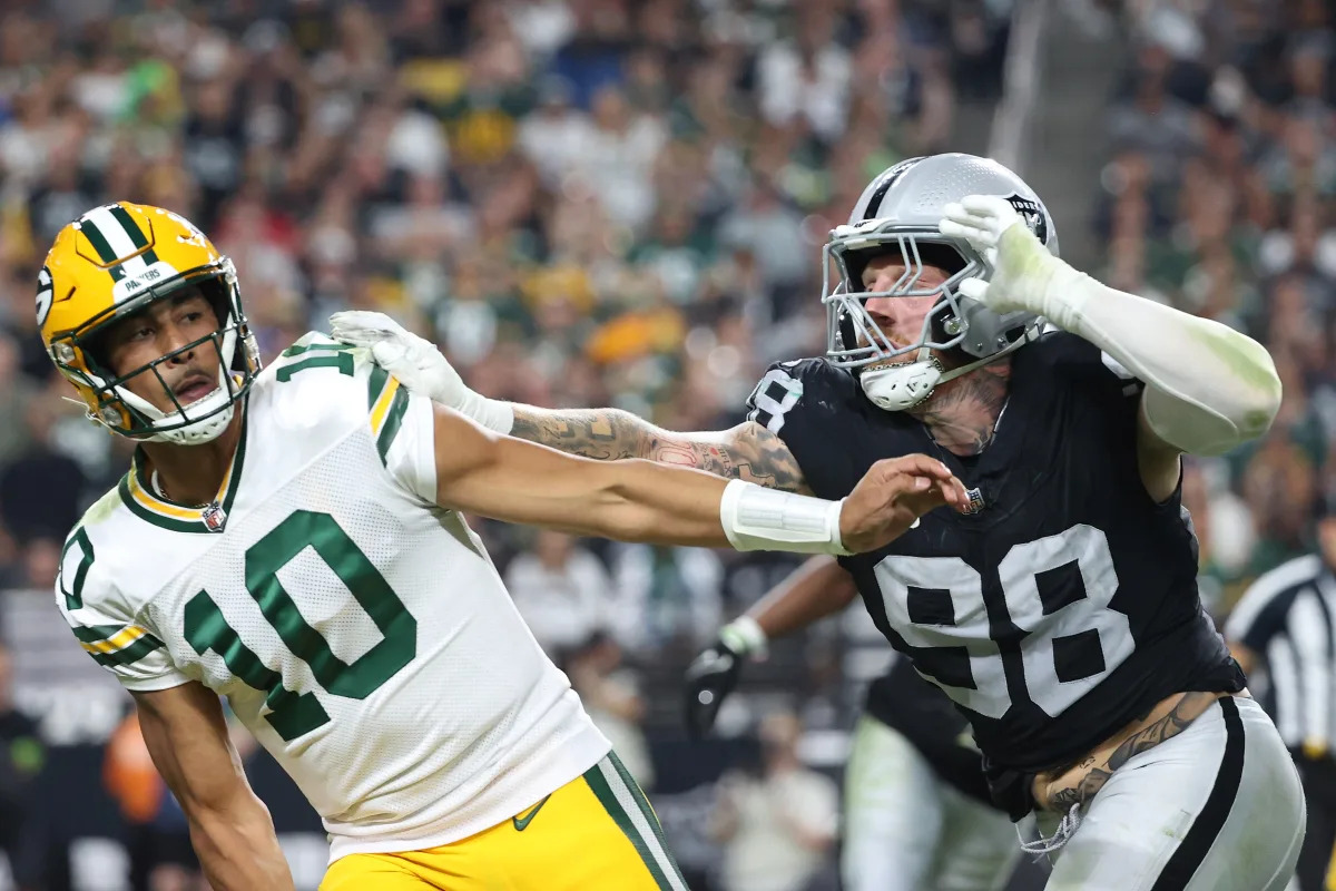 Packers' Offense Falters in Loss to Raiders