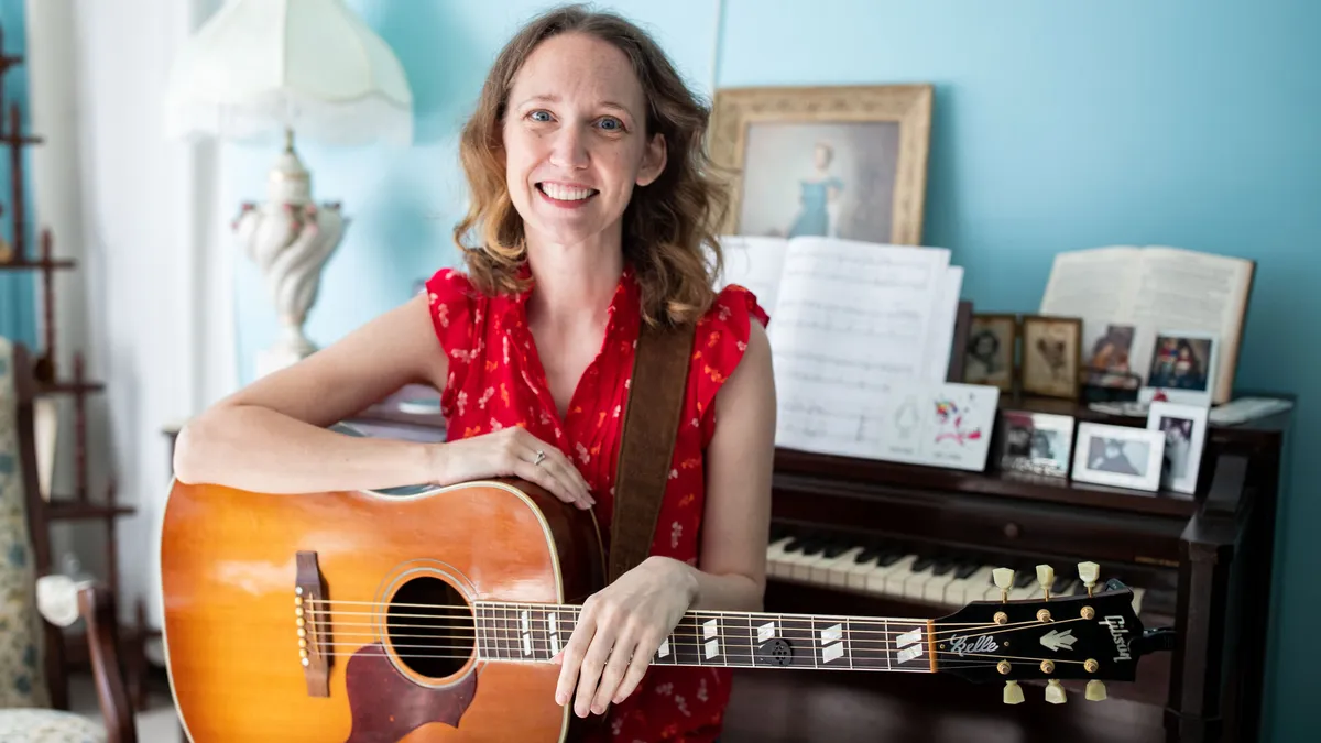Tallahassee songwriter loses battle with brain cancer.