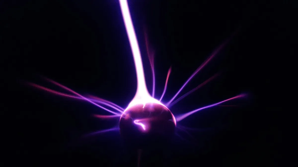 Featured image for "Breakthrough: Physicists Measure Quantum Gravity at Microscopic Level"