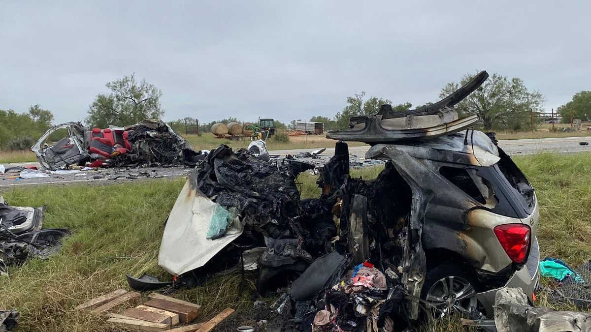 Featured image for Fatal Collision in South Texas: 7 Dead in High-Speed Police Chase and Smuggling Incident