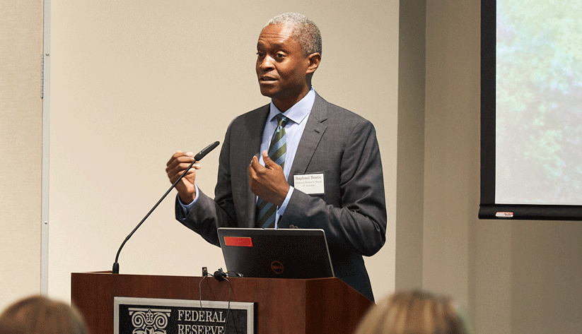 "Federal Reserve's Bostic Foresees Rate Cuts in Third Quarter"