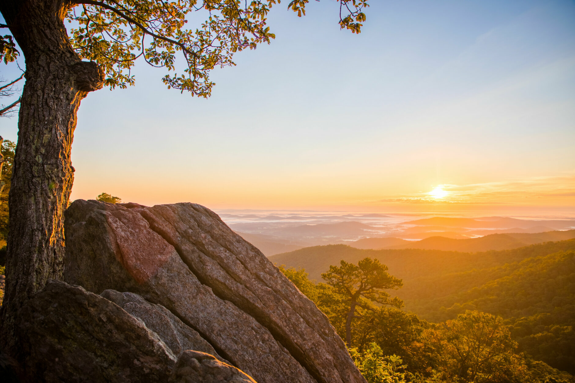 Memorial Day Travel: Hiking, Rushes, and Avoiding Disruptions