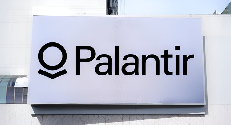 Featured image for Top Investor Praises Palantir's Growth and Secular Potential