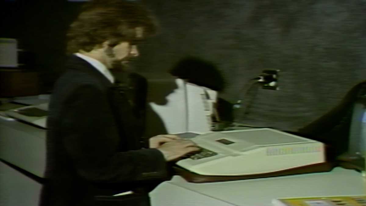 Featured image for "Revolutionizing the '70s: The Advent of Home Computers"