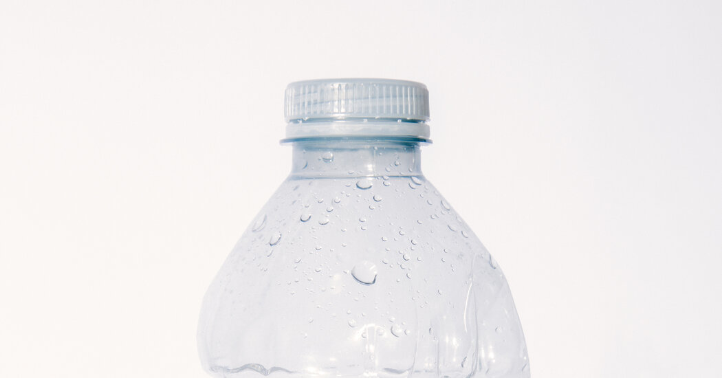 Featured image for Is It Safe to Drink Water from a Hot Car Bottle?