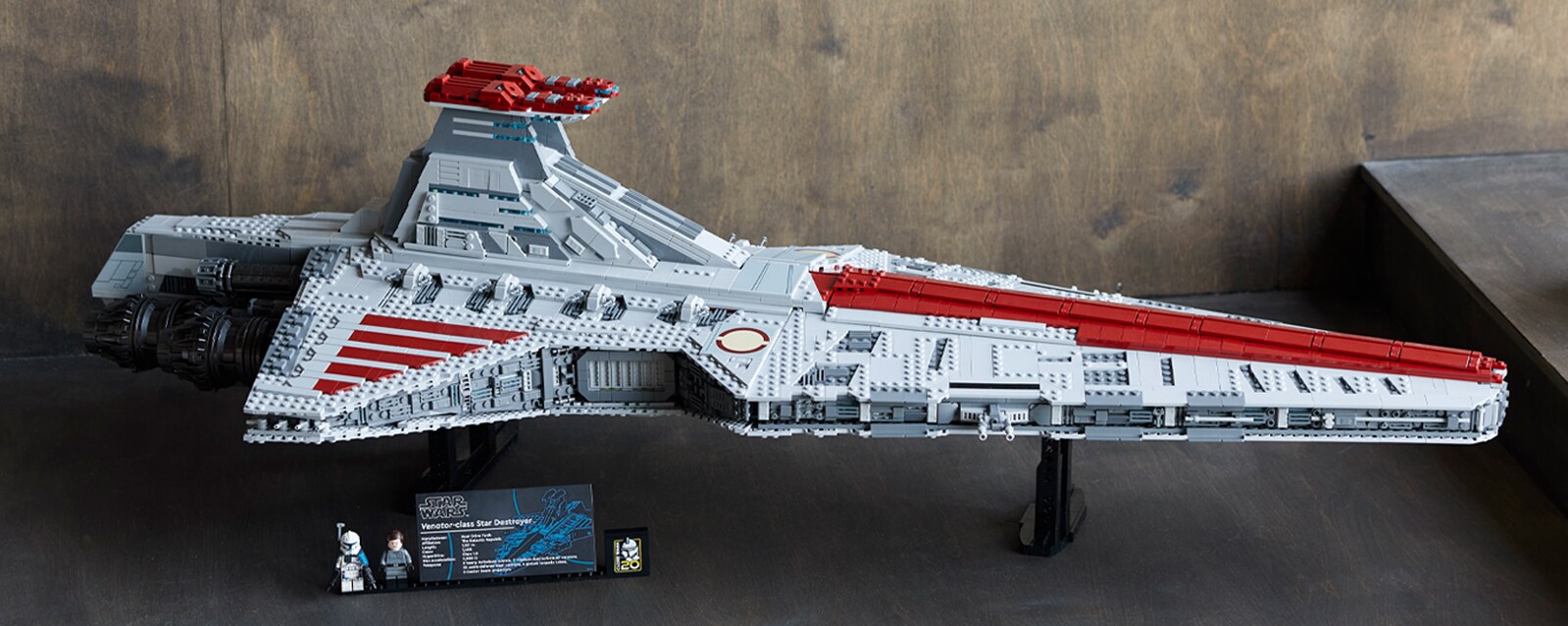 Featured image for "Massive LEGO Star Wars UCS Venator Attack Cruiser Unveiled for 20th Anniversary Celebration"