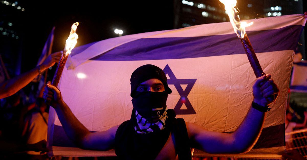 Featured image for Exploiting Israel's Crisis: A Golden Opportunity for its Enemies