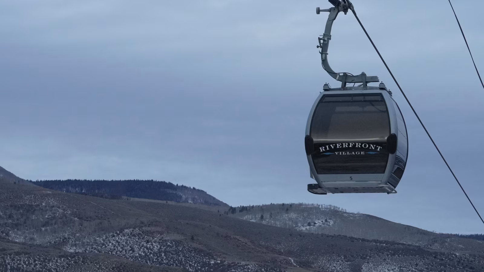 Featured image for Western US Ski Resorts Struggle Amid Record Warmth and Drought