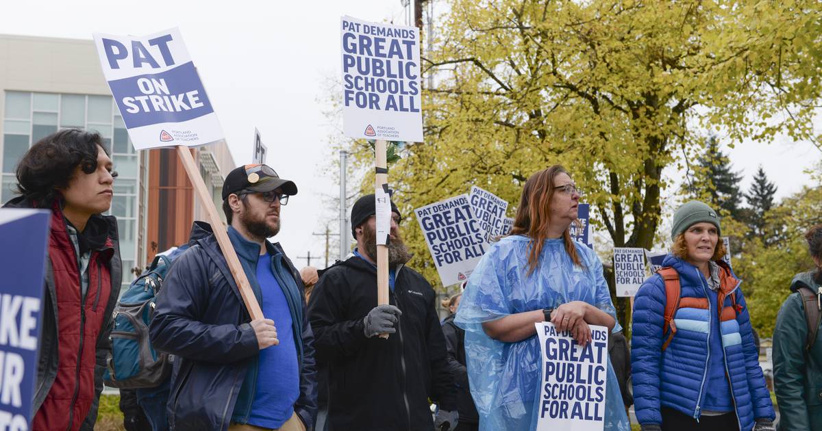 Portland School Board Urged to Seek Alternative Funding by Oregon Legislators