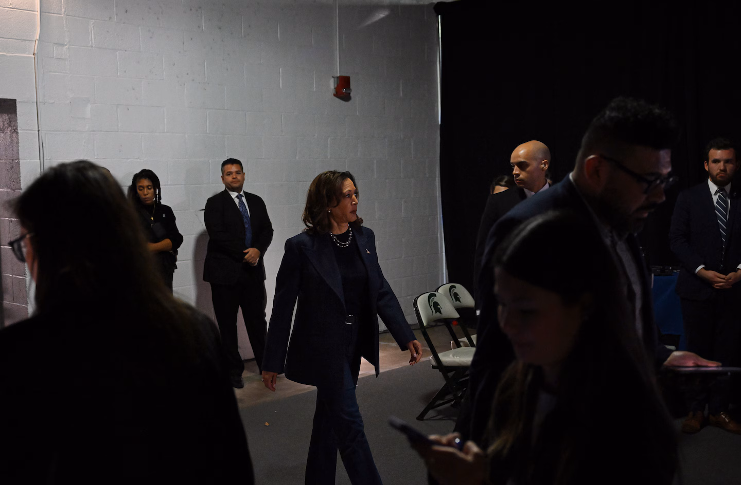 Democratic Disarray: Harris and Biden's Struggles Against Trump