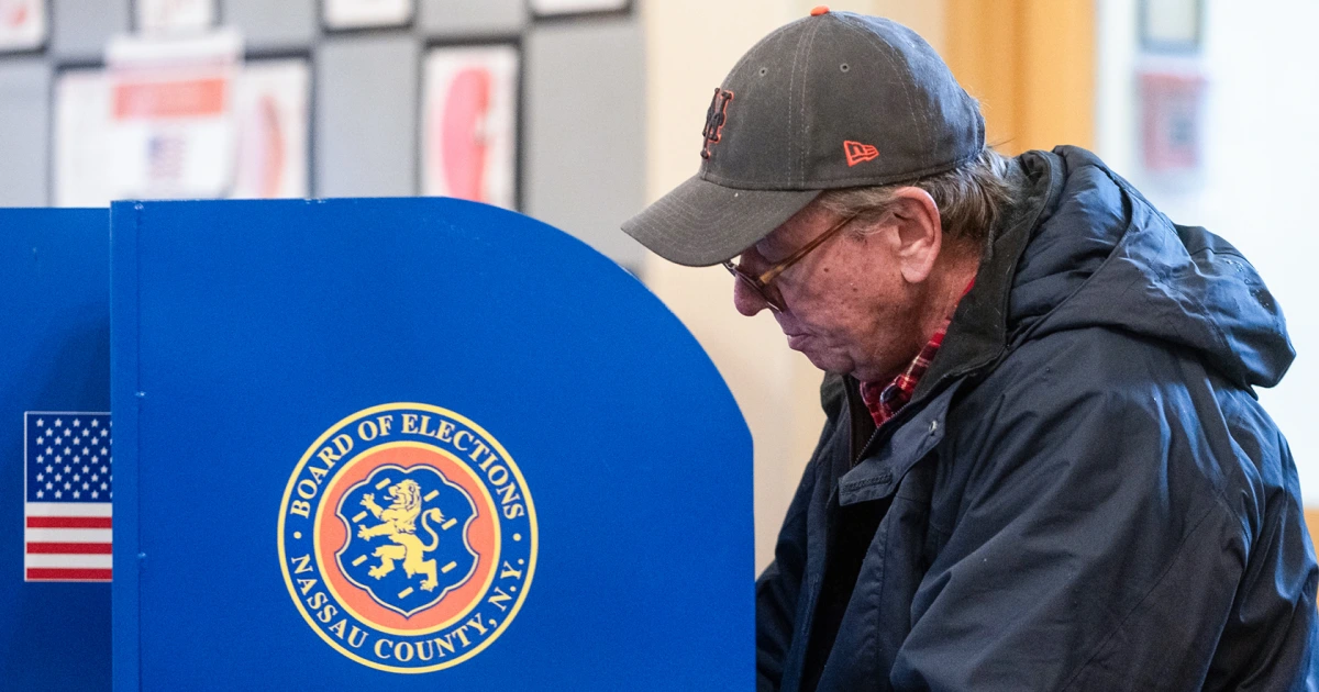 "New York Democrats Secure Modest Advantage with Approved Congressional Map"