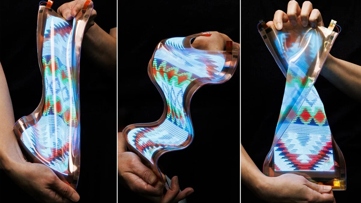 Featured image for LG Unveils World's First 50% Expandable Stretchable Display