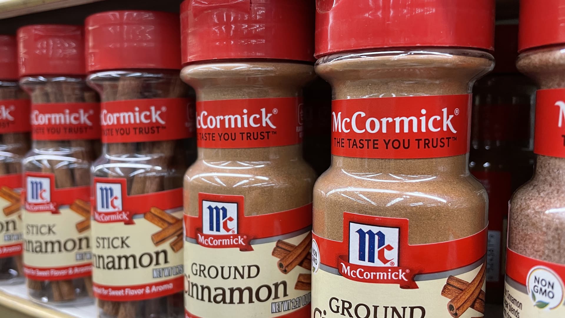 Featured image for "Warby Parker's Stock Soars on Upgrades, Making Big Moves in the Market"