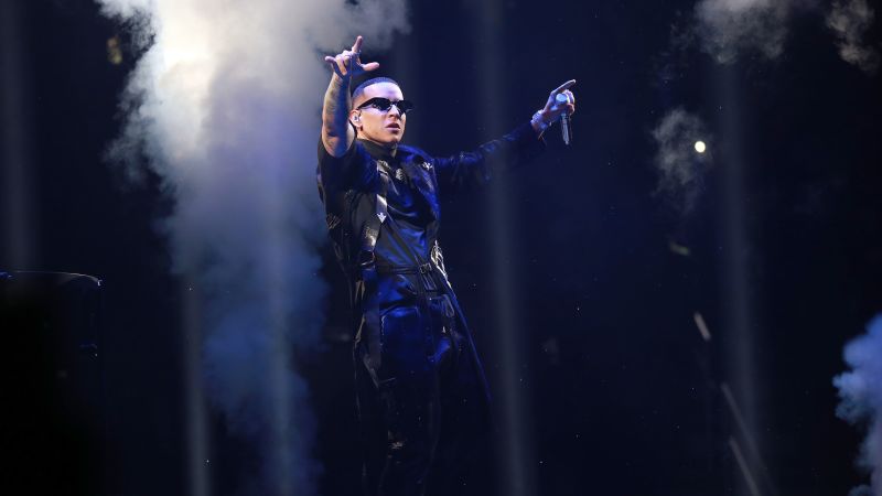 Featured image for Daddy Yankee Announces Retirement from Music to Embrace Christian Faith