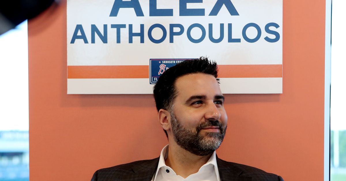 Featured image for "Braves Miss Out on Top Pitching Target as Cardinals Secure Sonny Gray Deal"