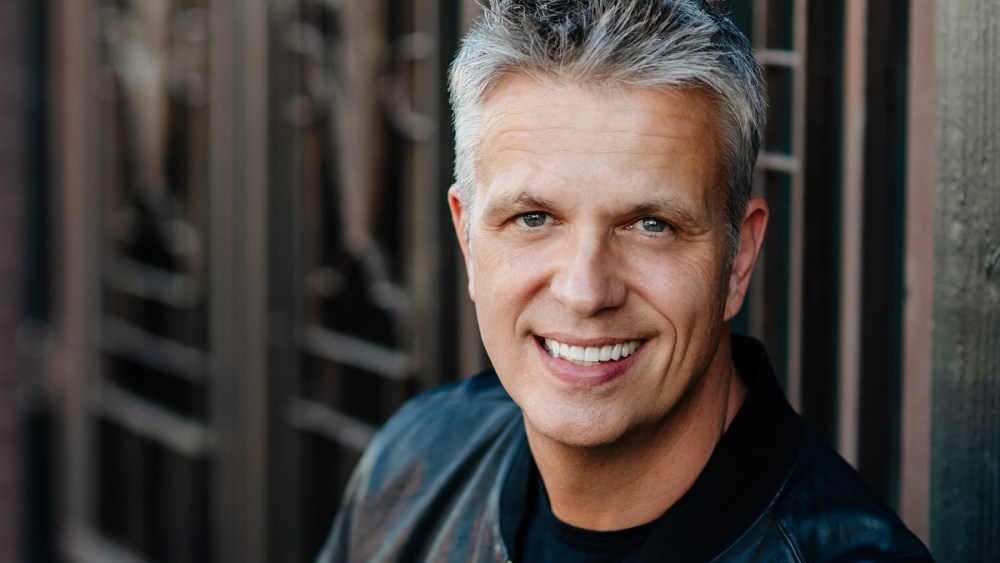 Featured image for Xbox's 2025 Strategy: Navigating Game Releases Amid GTA 6 Hype