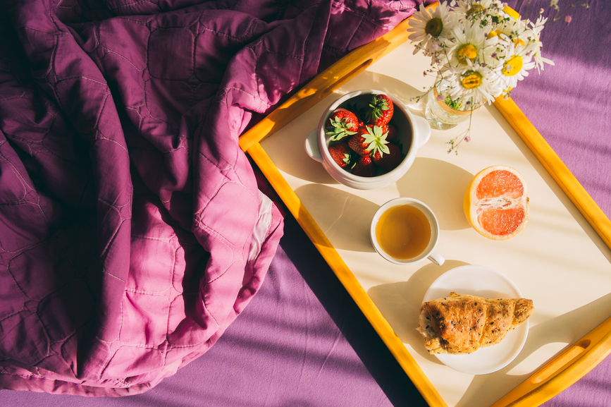 "Recess' Mood-Boosting Sparkling Water: A Month of Relaxation at Bedtime"