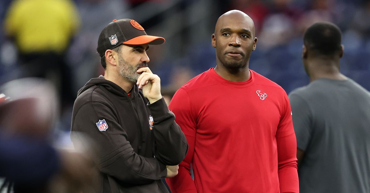 "Browns vs Texans: Wild Card Showdown Set for NFL Playoffs"